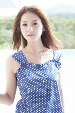 小泉彩